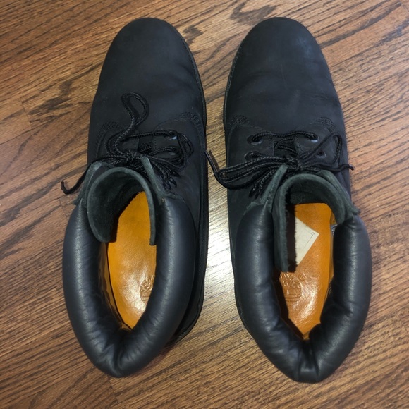 Timberlands, Basic Black Boot style. - Picture 3 of 6